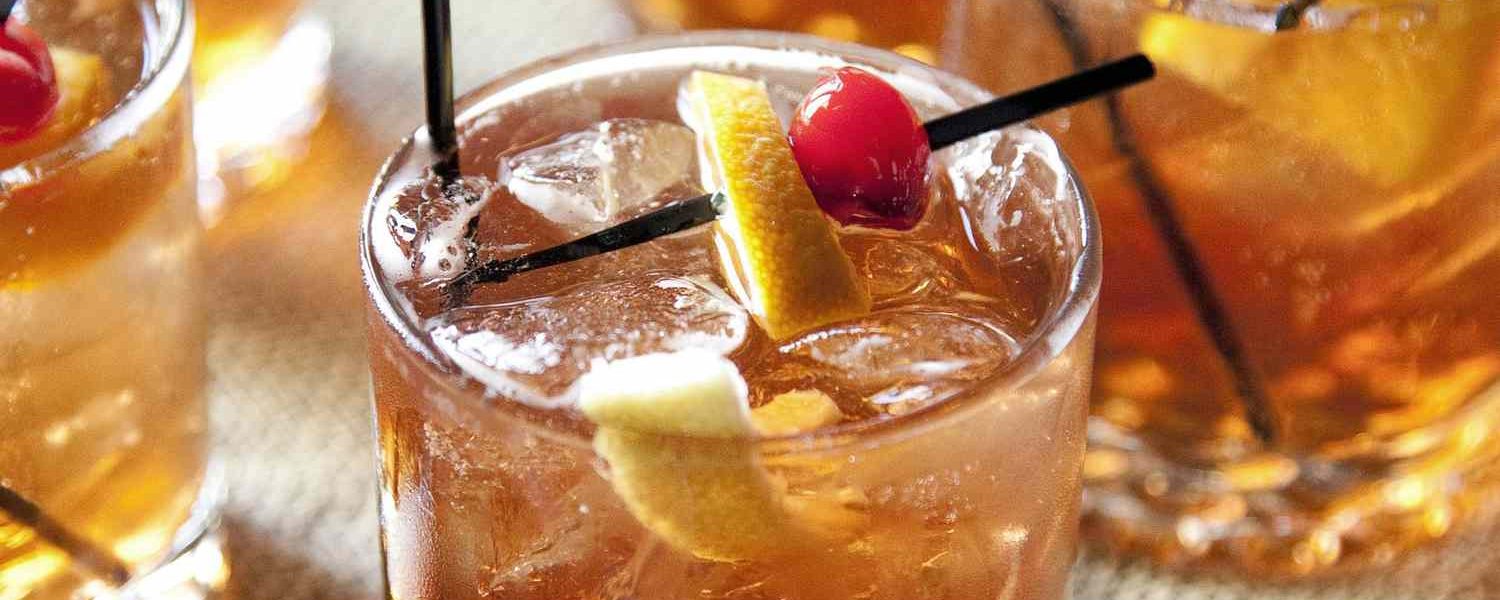 "How to Make an Old Fashioned Cocktail: A Delicious Throwback"